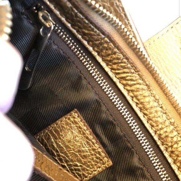 Burberry handbag - Picture 3 of 7